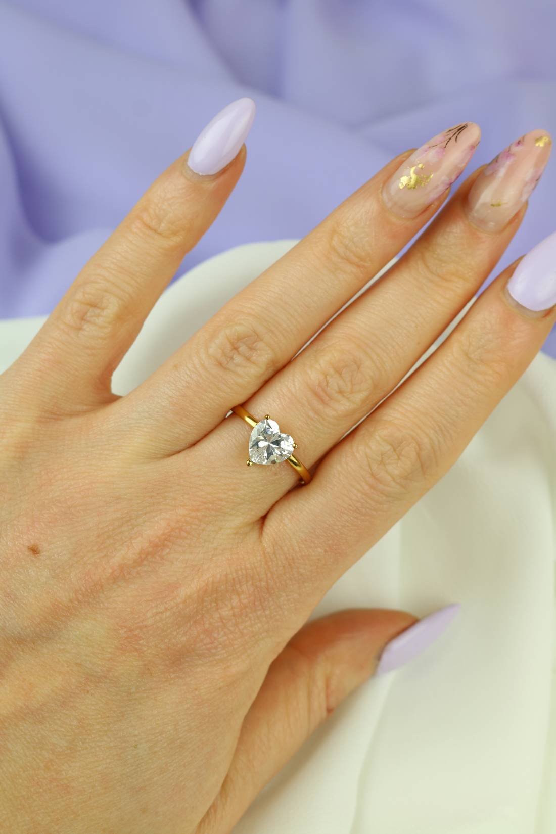 Anello solitario cuore